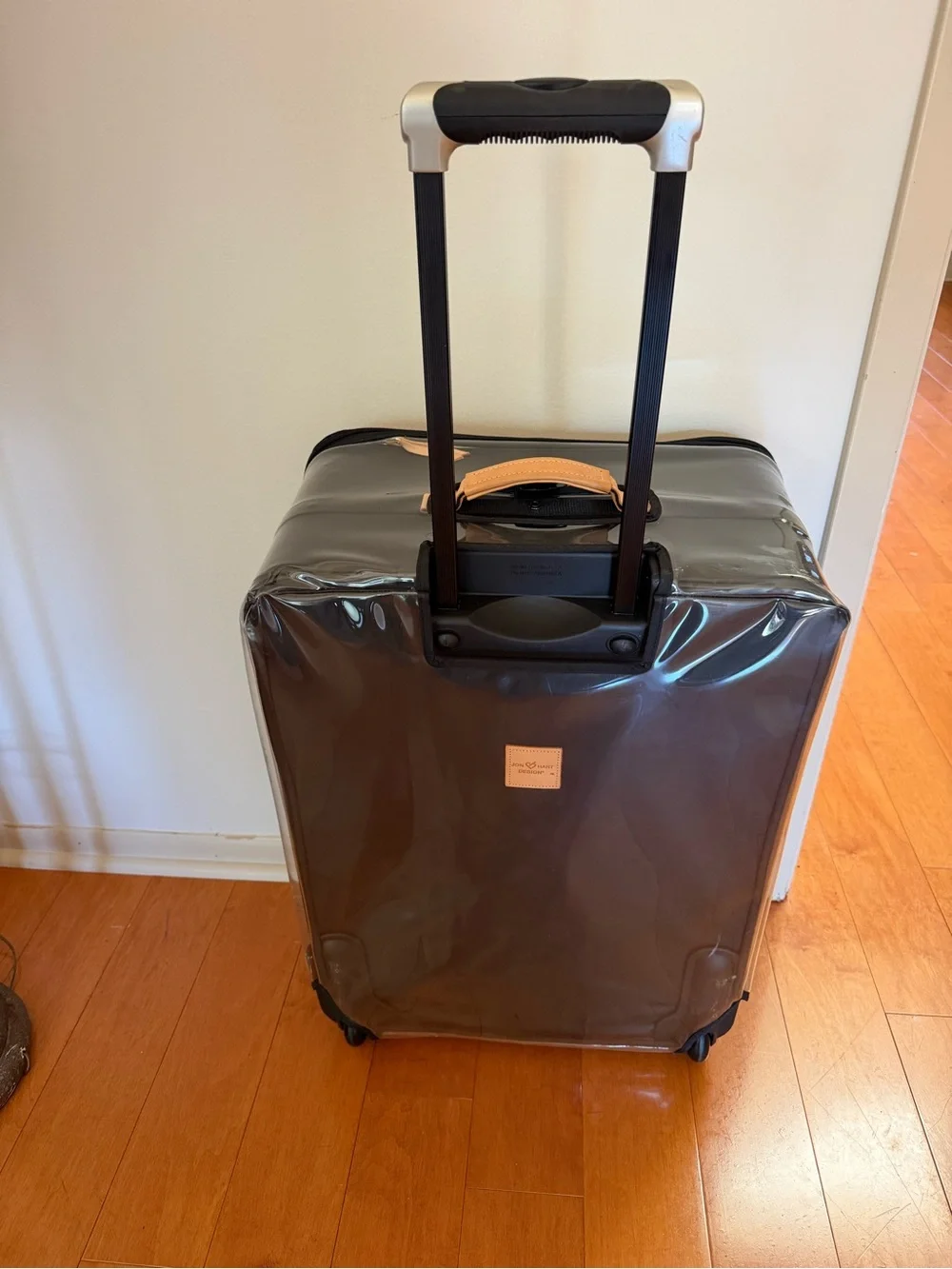 Classic Hartmann Large Suitcase – Like New